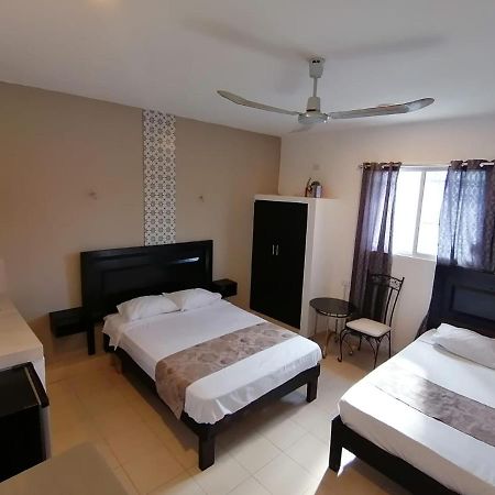 バリャドリッドDepartamento Economico Cerca Del Centro #1アパートメント エクステリア 写真